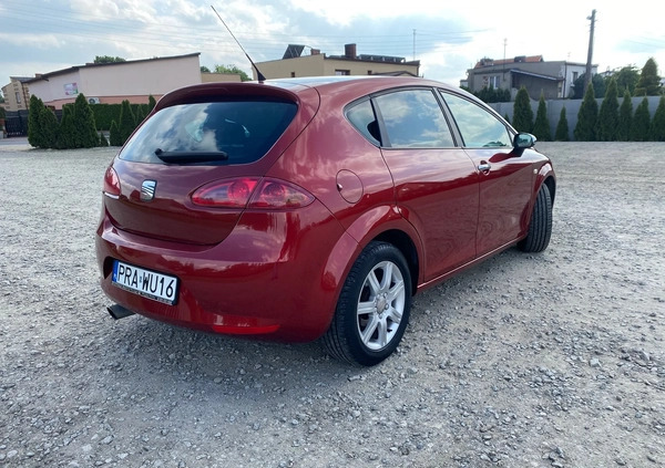 Seat Leon cena 13600 przebieg: 238789, rok produkcji 2006 z Wieleń małe 67